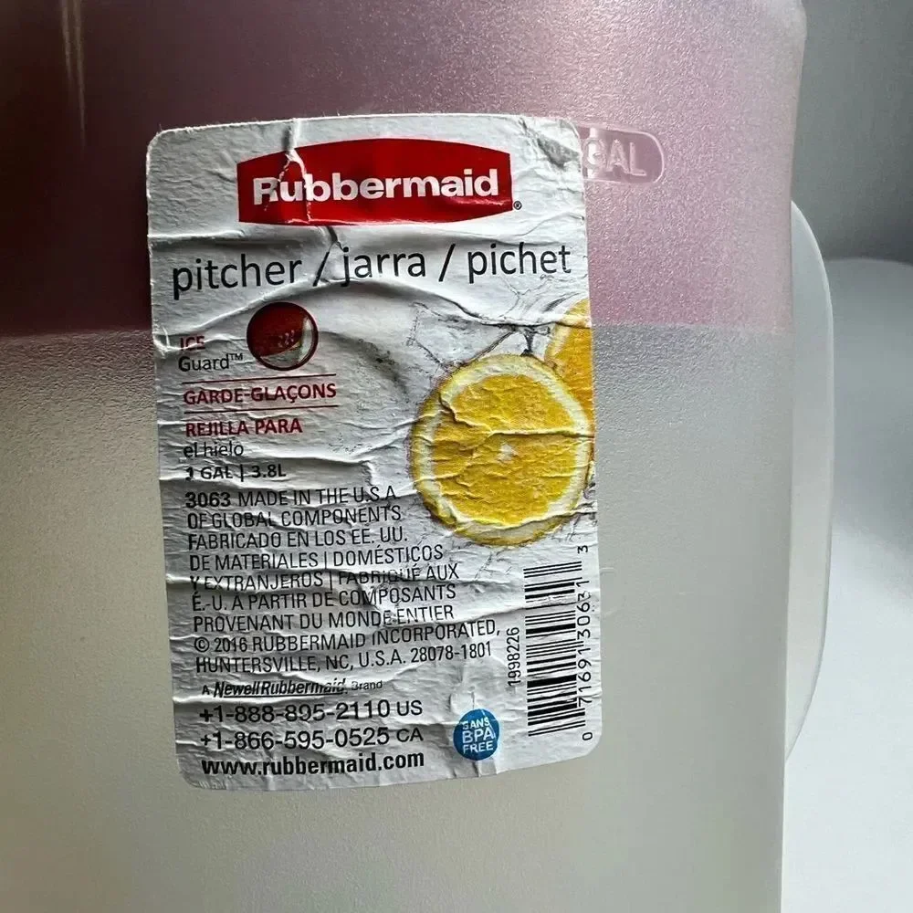 Rubbermaid 1 Gal. Simply Pour Plastic Pitcher With Multi-function Lid